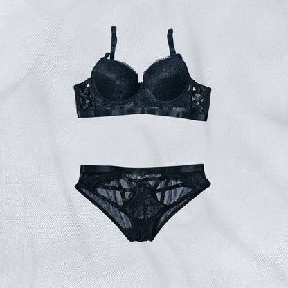 Scarlet Seduce Bra Set – Elegant Lace Lingerie for Women
