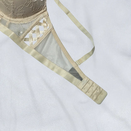 Scarlet Seduce Bra Set – Elegant Lace Lingerie for Women