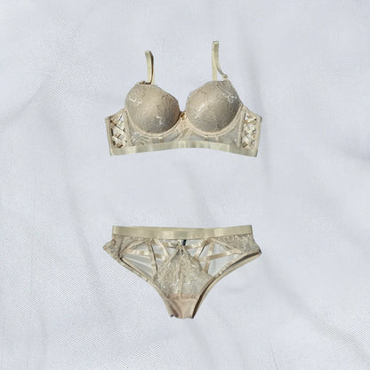 Scarlet Seduce Bra Set – Elegant Lace Lingerie for Women